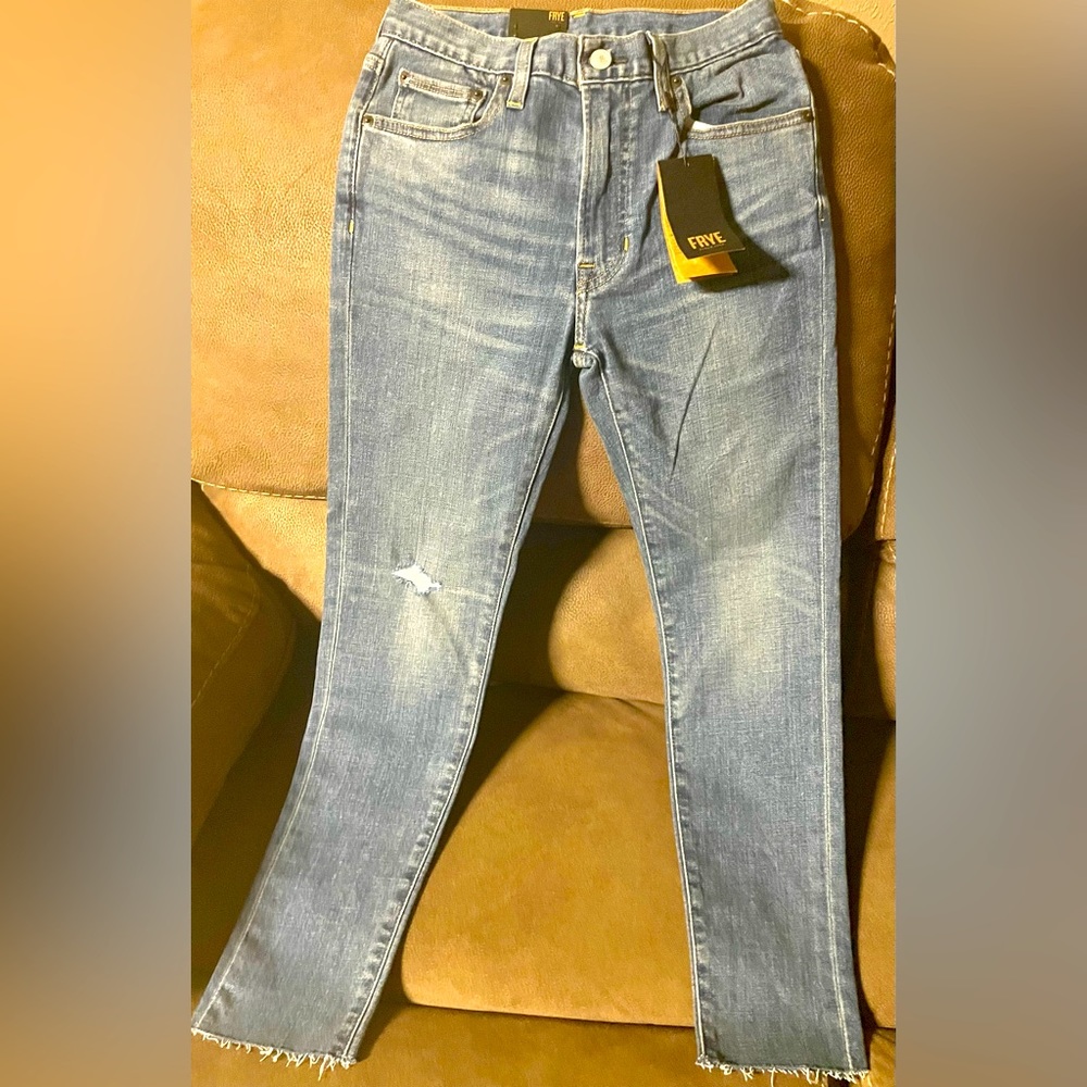 NWT FRYE denim 27